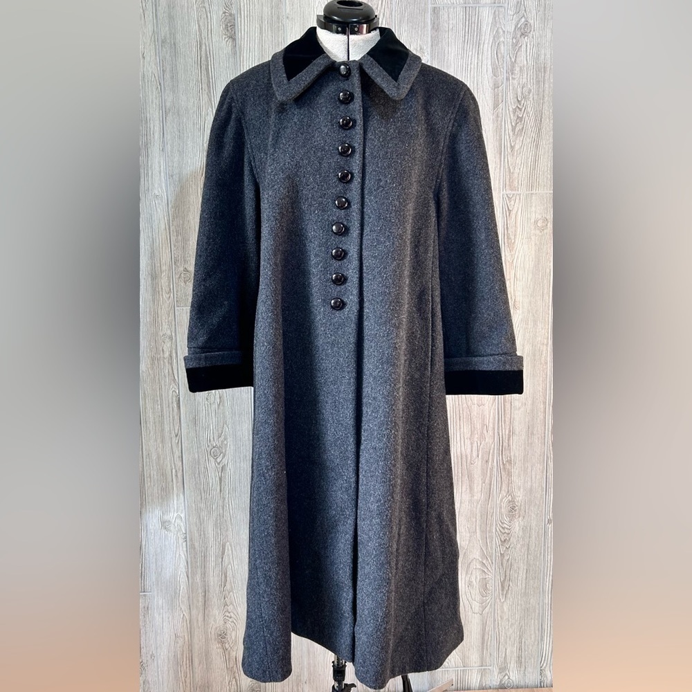 Vintage Mario de Pinto Wool Button Down Trench  Overcoat with Velvet Trim Large - Picture 7 of 16